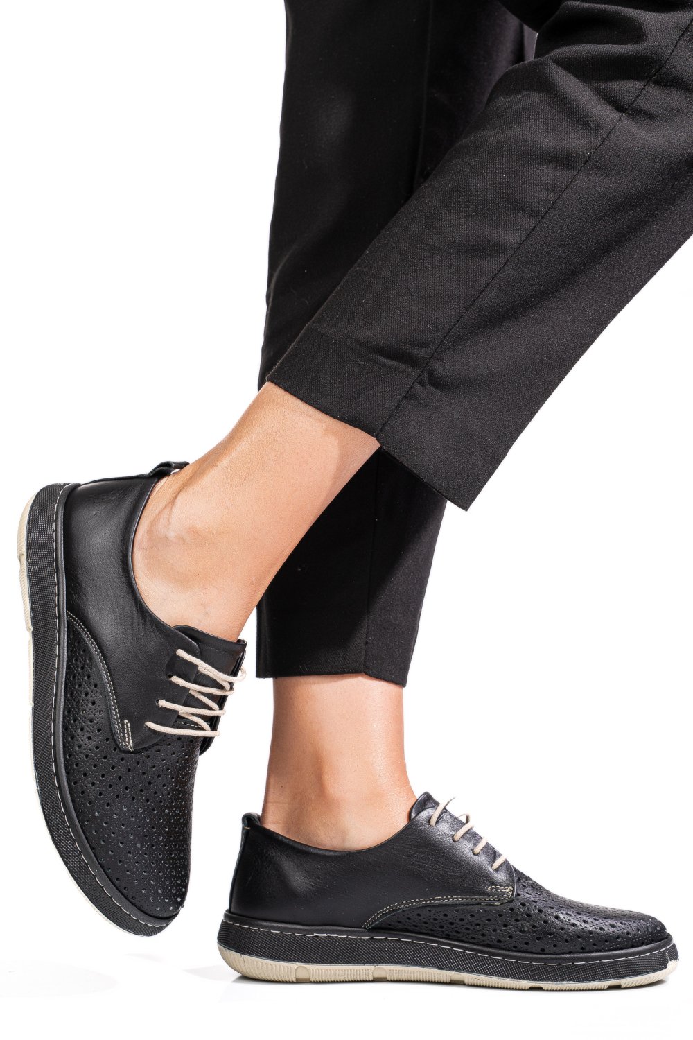 PANTOFI NEGRI PIELE NATURALA APCKD030