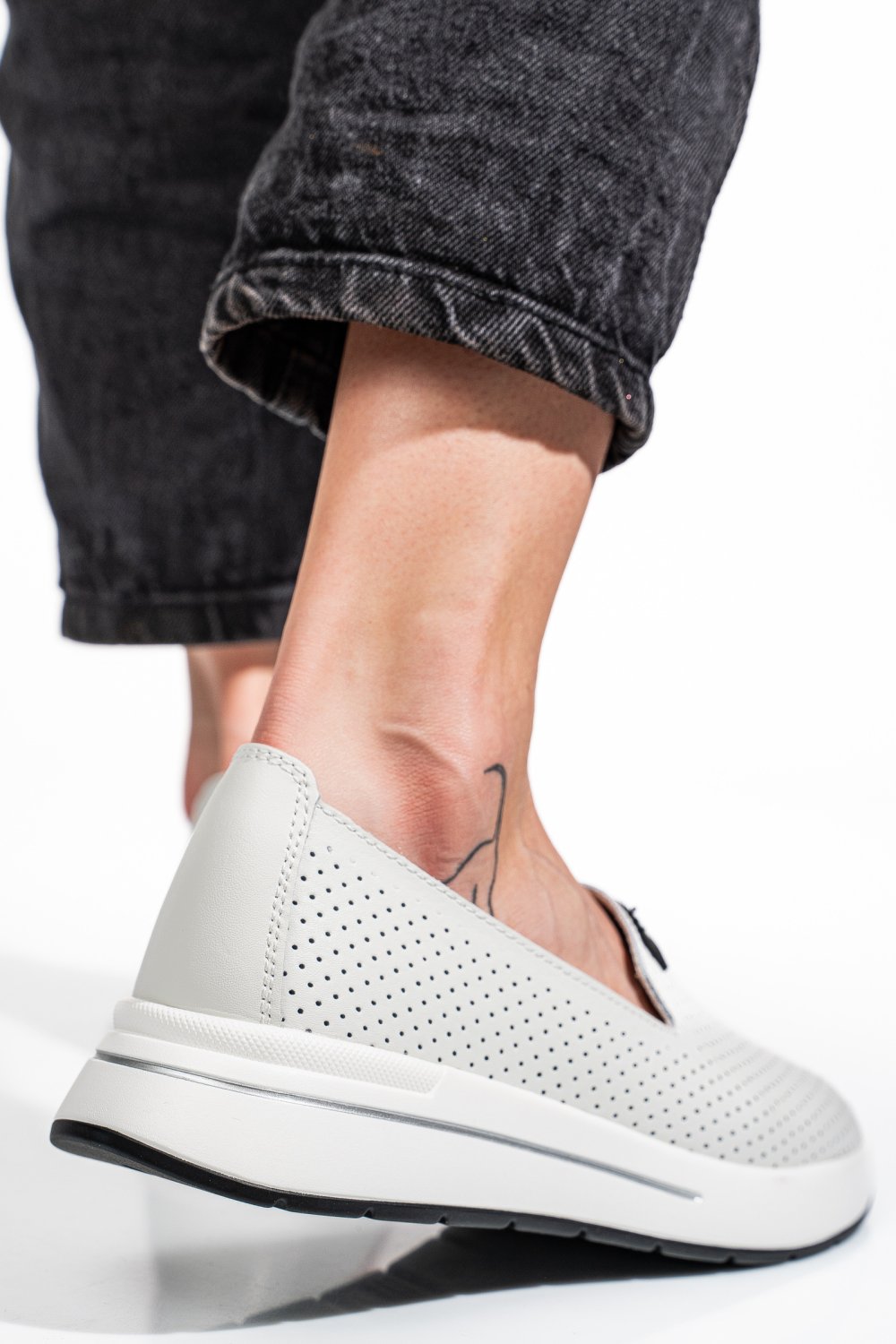 MOCASINI ALBI PIELE NATURALA JSPY5271