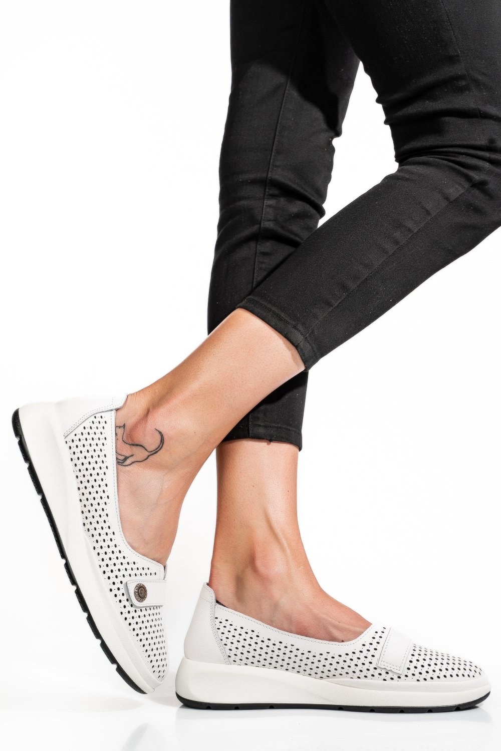 MOCASINI ALBI PIELE NATURALA JSPY3951