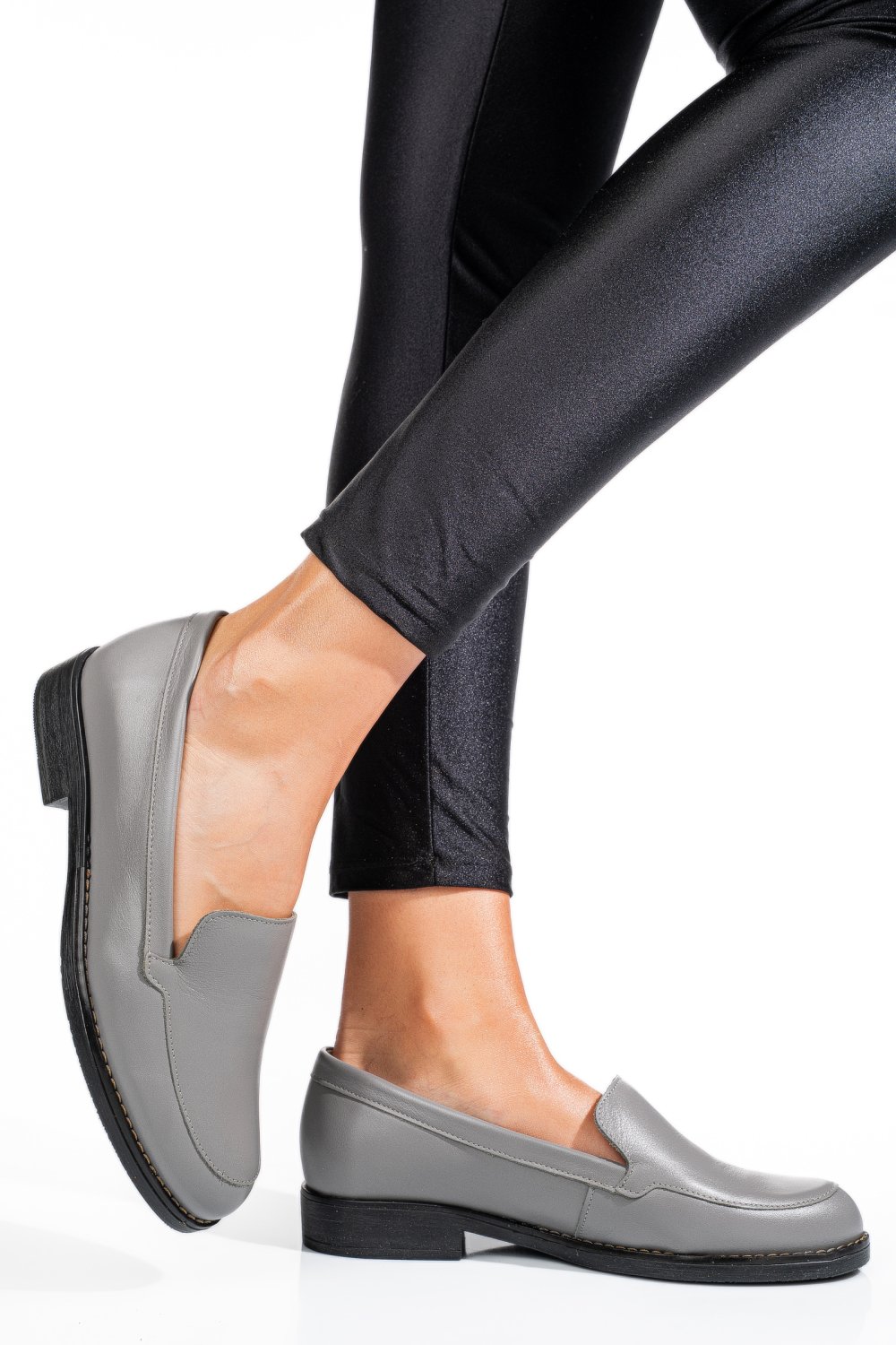 MOCASINI GRI DESCHIS PIELE NATURALA 1PC110