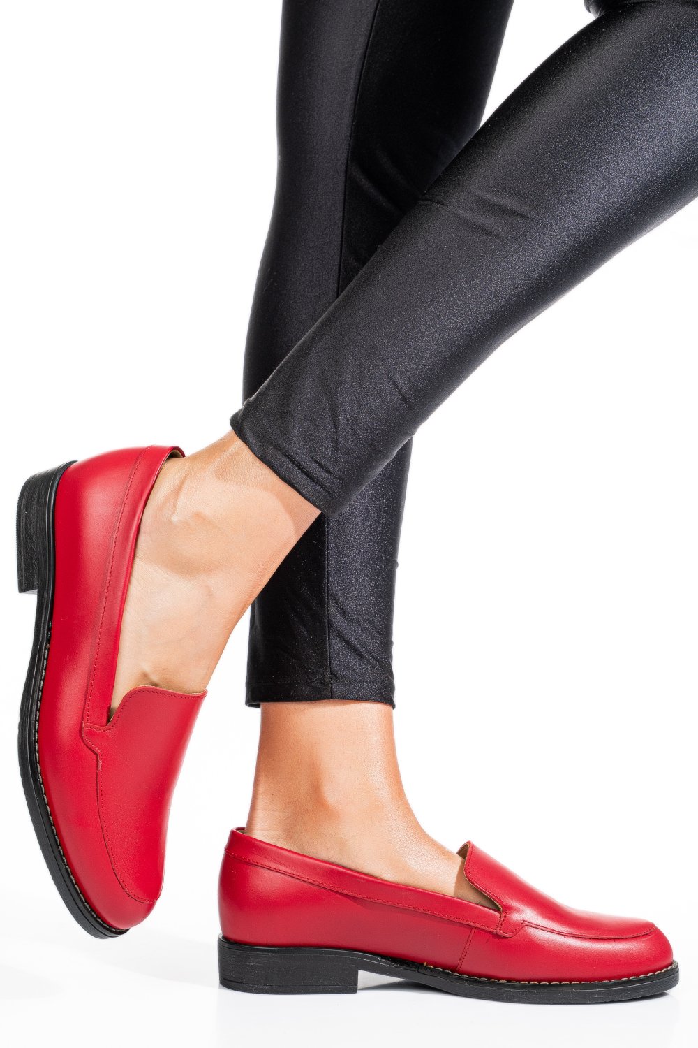 MOCASINI ROSII PIELE NATURALA 1PC110