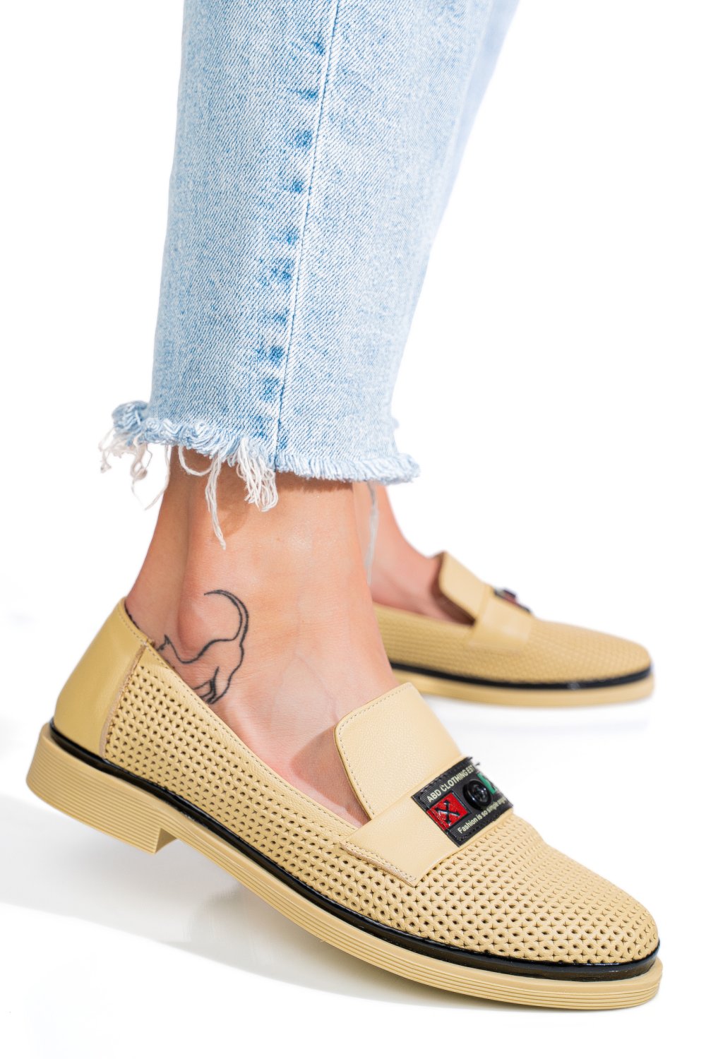 PANTOFI BEJ PIELE NATURALA 1PC121