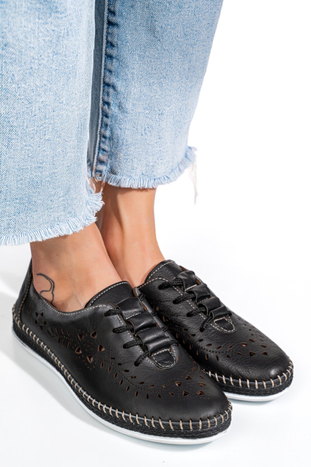 PANTOFI NEGRI PIELE NATURALA 1PC302