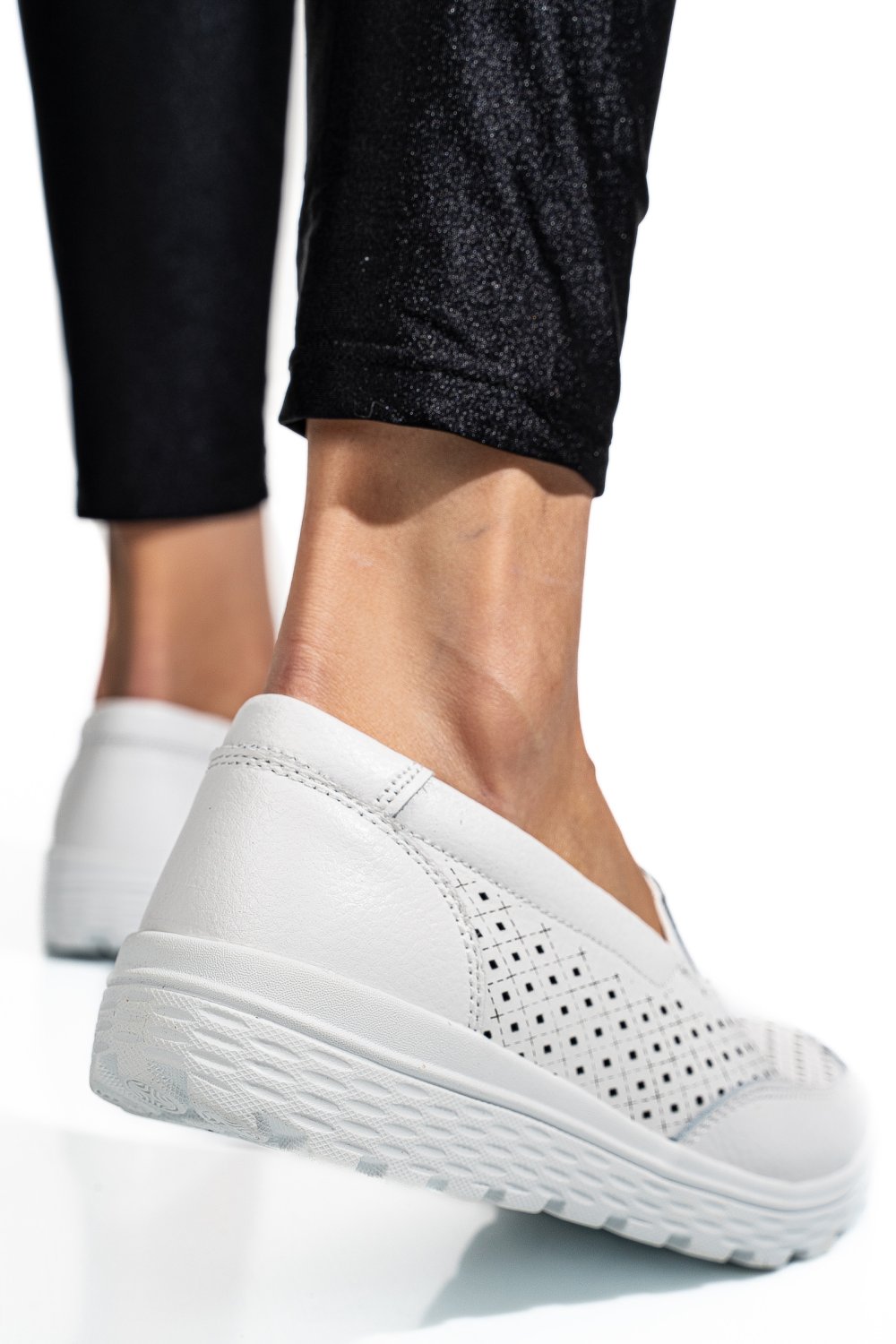 MOCASINI ALBI PIELE NATURALA DSPX22025