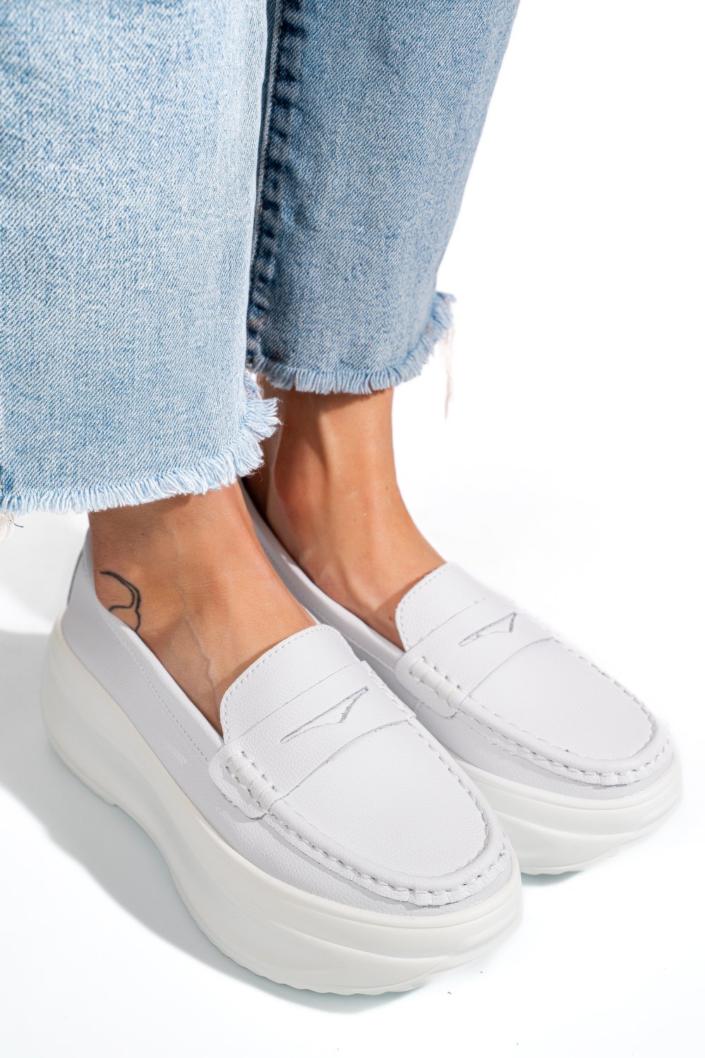 MOCASINI ALBI PIELE NATURALA FSP002295
