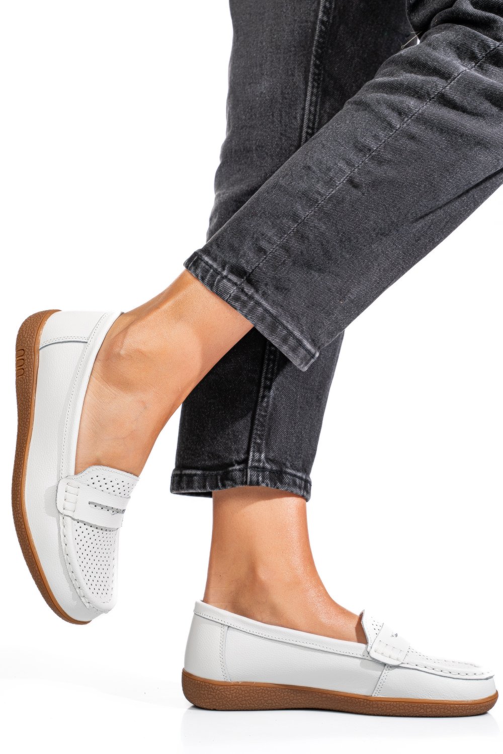 MOCASINI ALBI PIELE NATURALA TSP3041