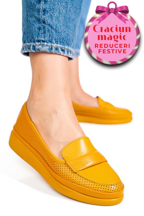 Mocasini galbeni piele naturala apck1001