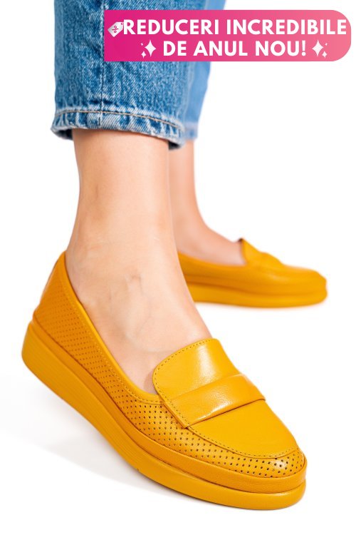 Mocasini galbeni piele naturala apck1001