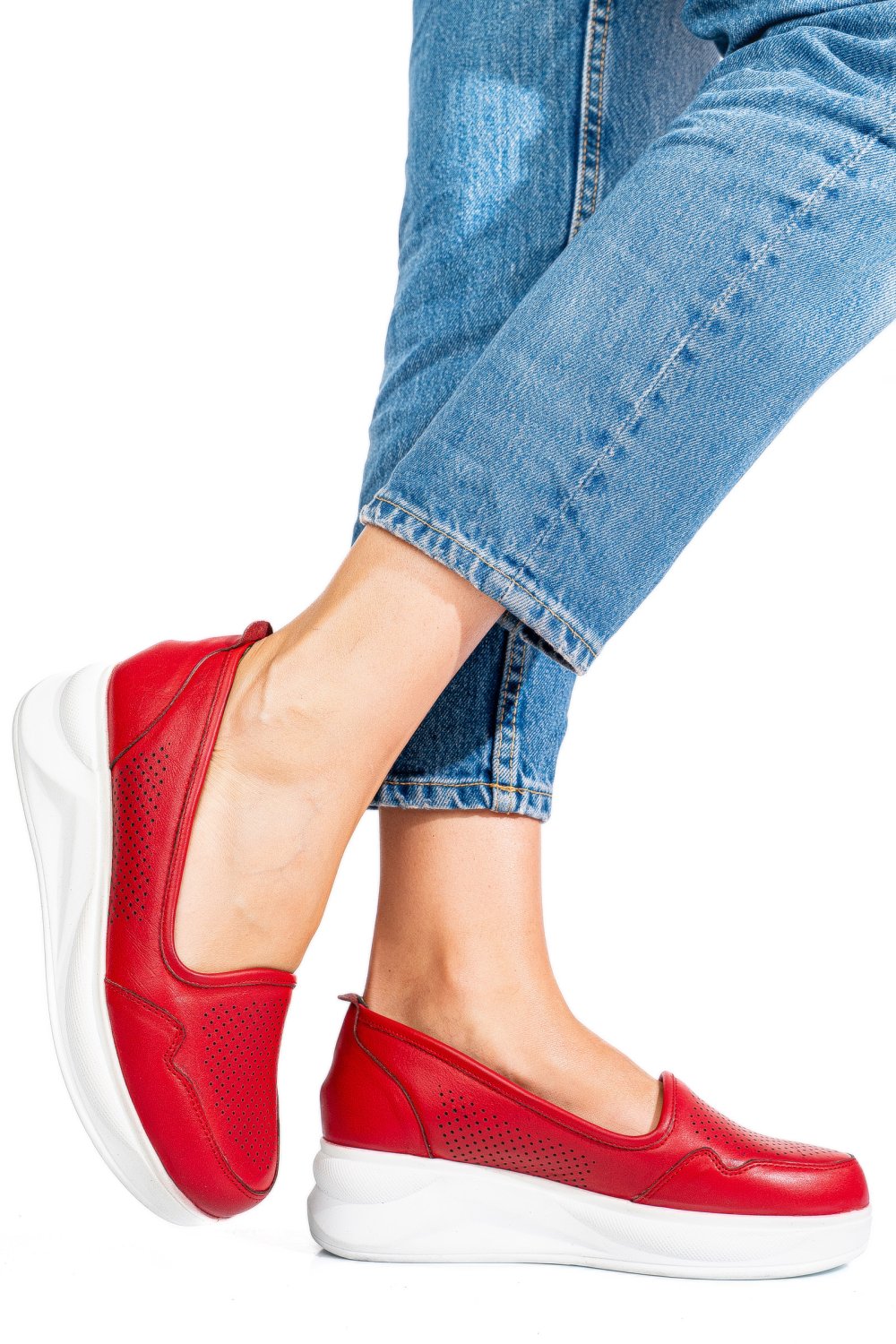 PANTOFI ROSII PIELE NATURALA 2PC007