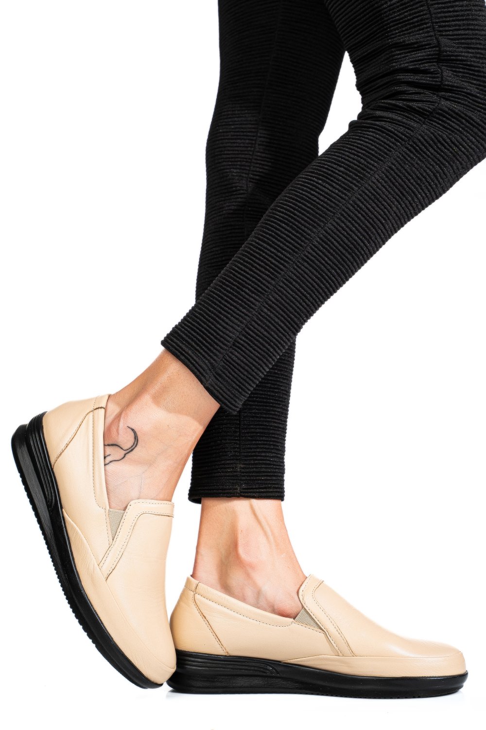 MOCASINI BEJ PIELE NATURALA 3PC01MM