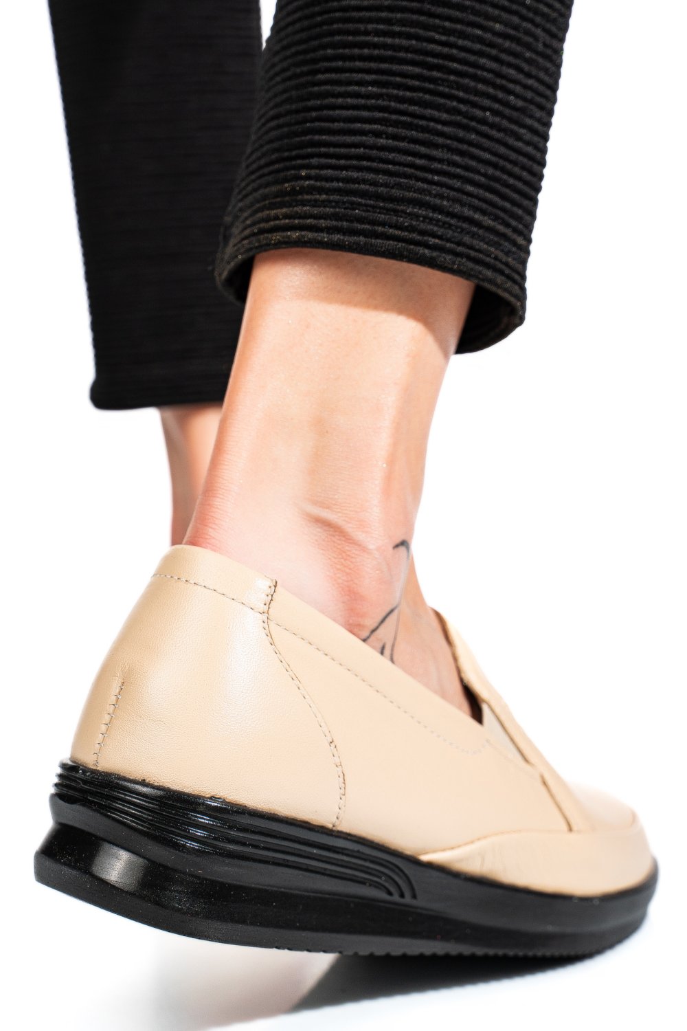 MOCASINI BEJ PIELE NATURALA 3PC01MM