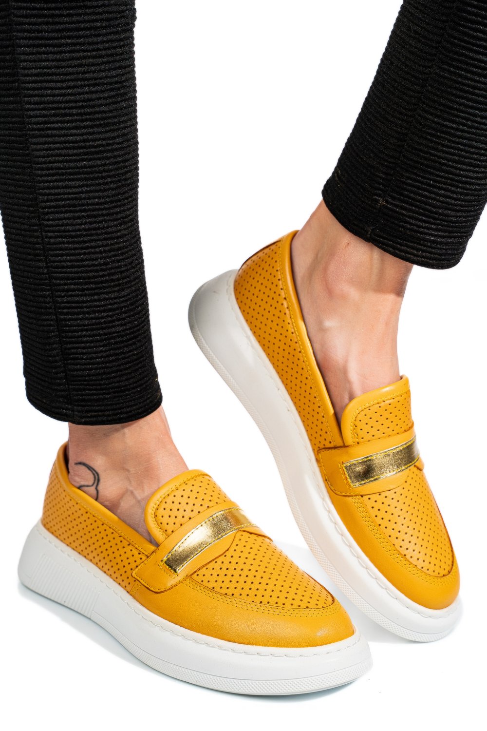 MOCASINI GALBENI PIELE NATURALA 2PC29