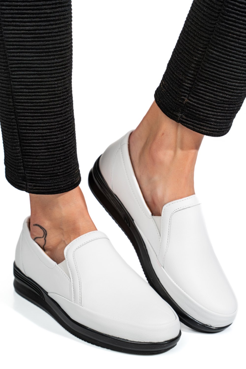 MOCASINI ALBI PIELE NATURALA 3PC01MM