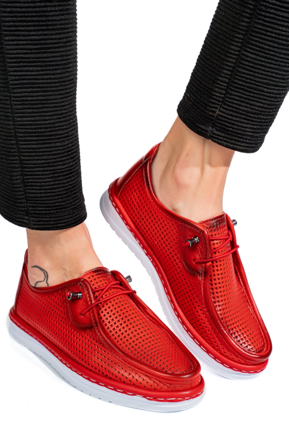 MOCASINI ROSII PIELE NATURALA 1PC960