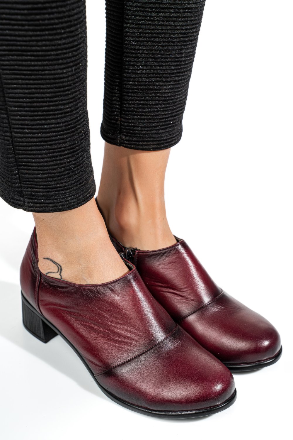 PANTOFI VISINII PIELE NATURALA 1PC000