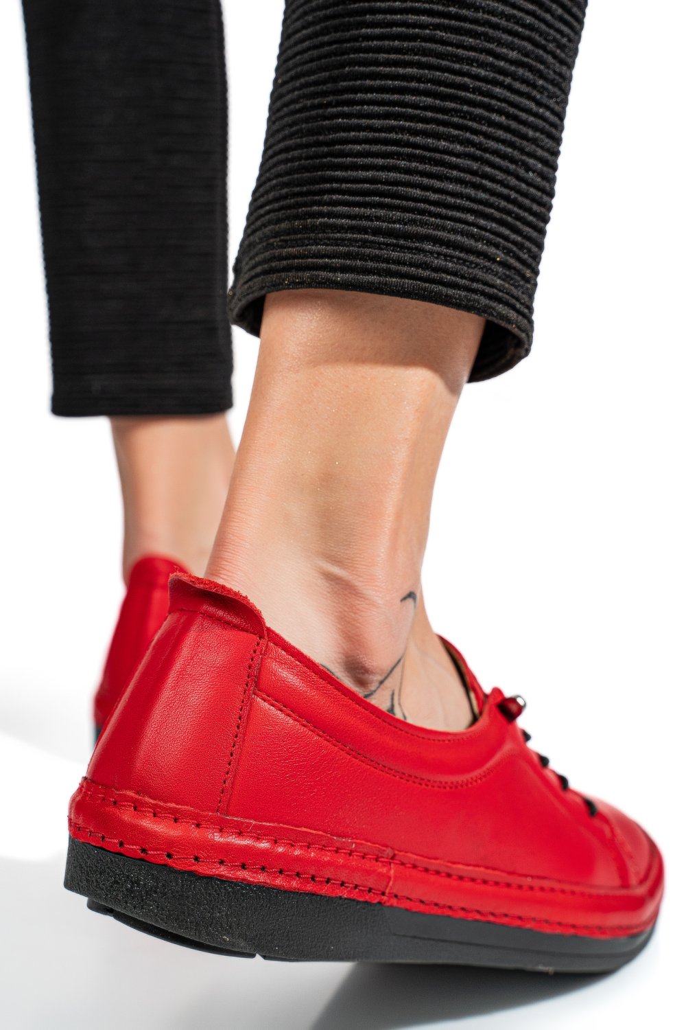 PANTOFI SPORT ROSII PIELE NATURALA 5PC00