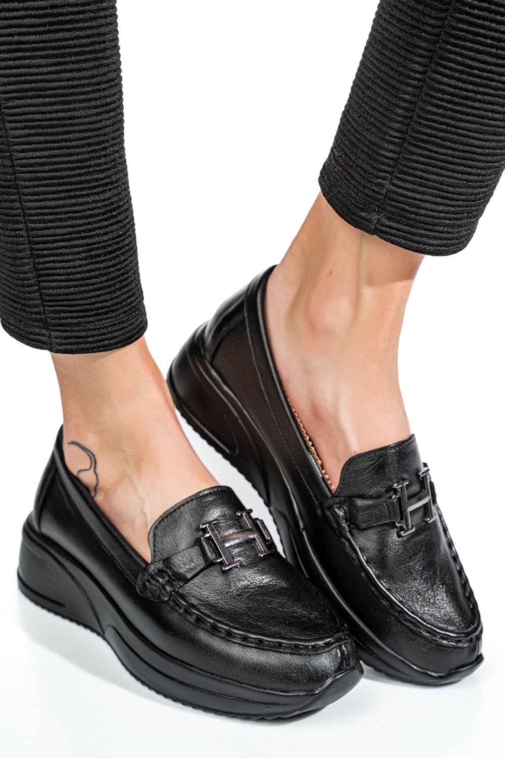 MOCASINI NEGRI PIELE NATURALA 4PC005