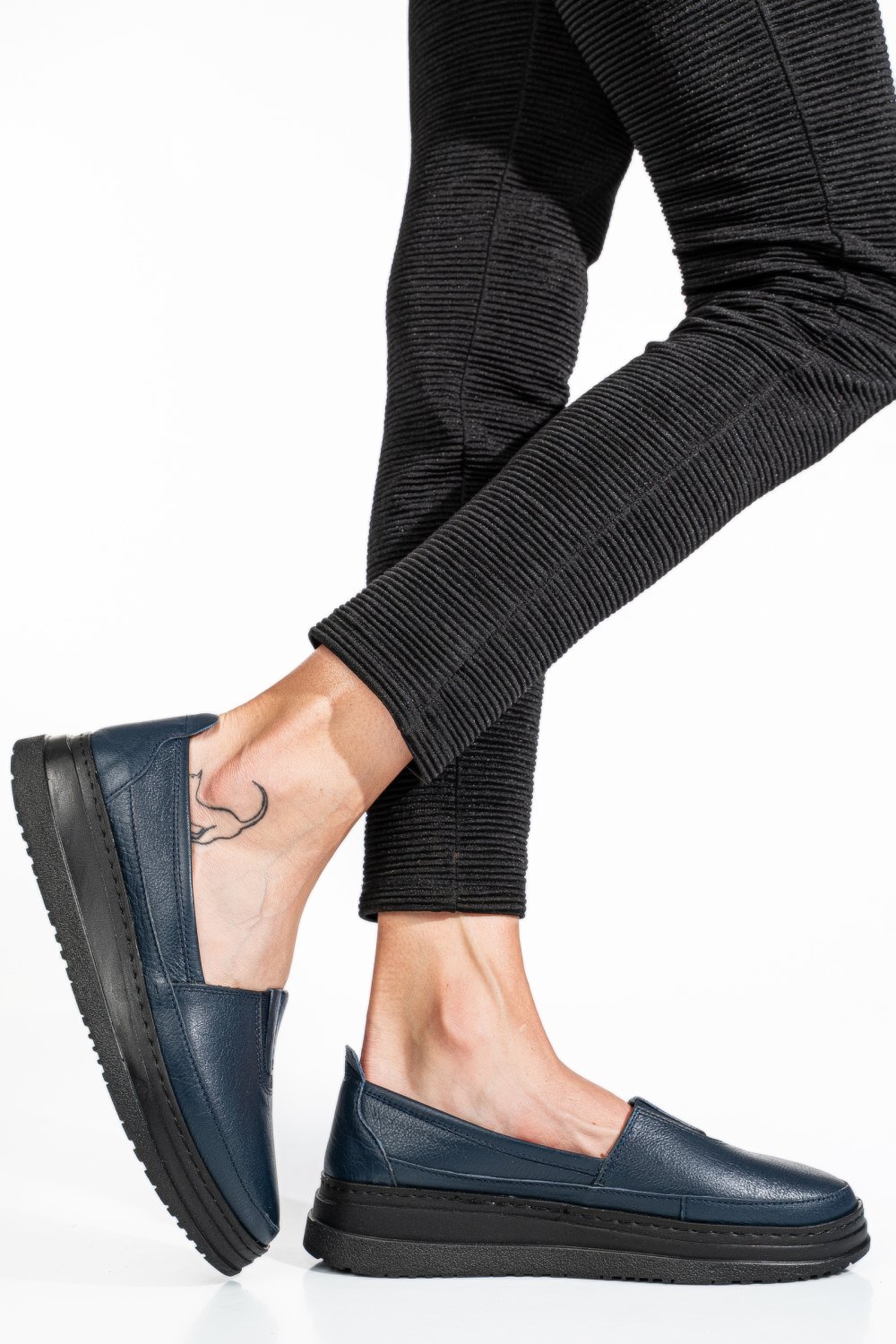 MOCASINI ALBASTRI PIELE NATURALA 1PC967