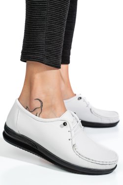 MOCASINI ALBI PIELE NATURALA 3PC03