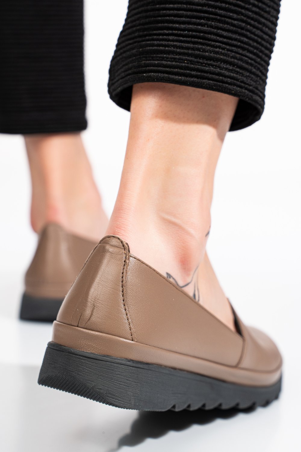 ESPADRILE TAUPE PIELE NATURALA APCRT333
