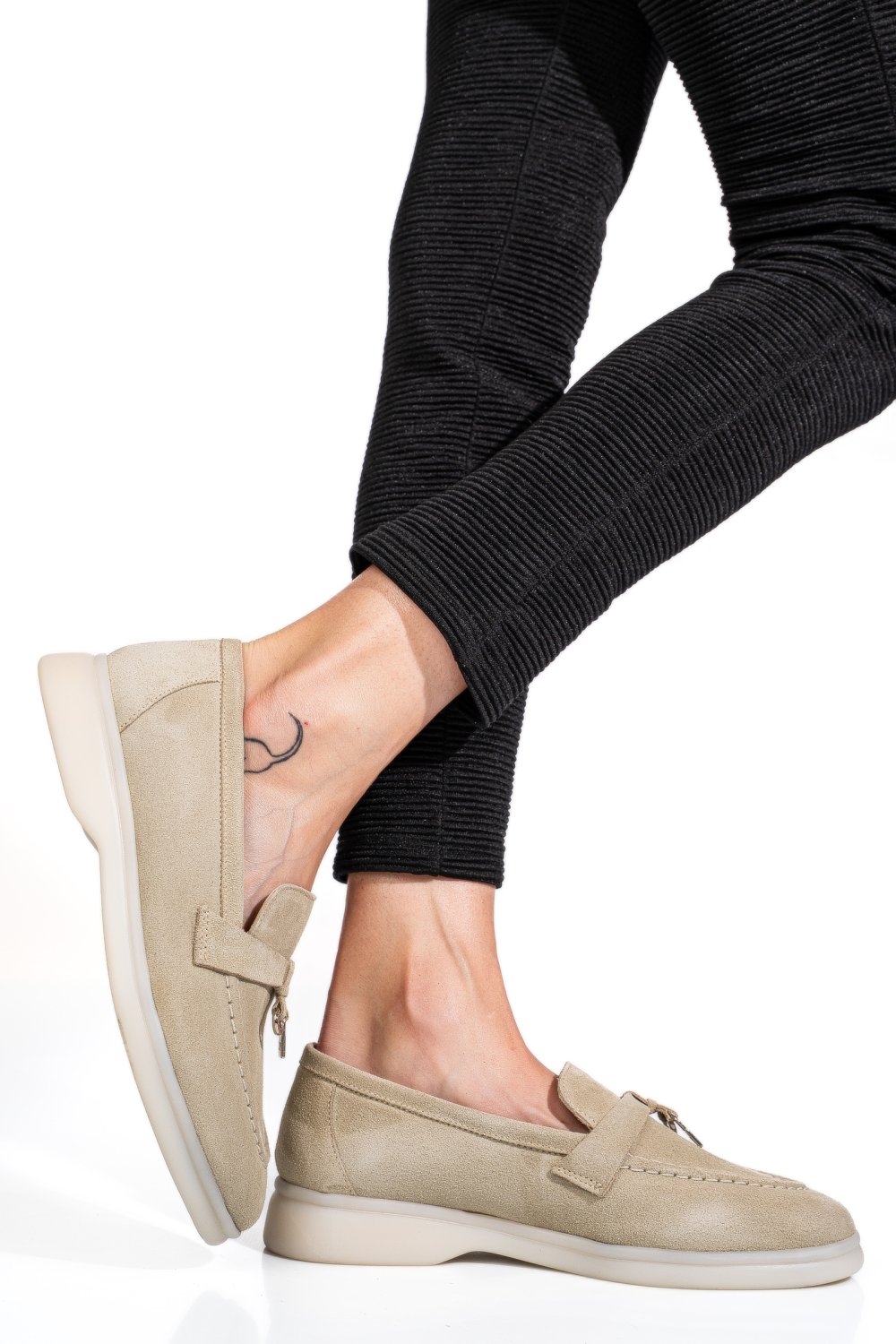 MOCASINI GRI PIELE NATURALA INTOARSA 4S7755