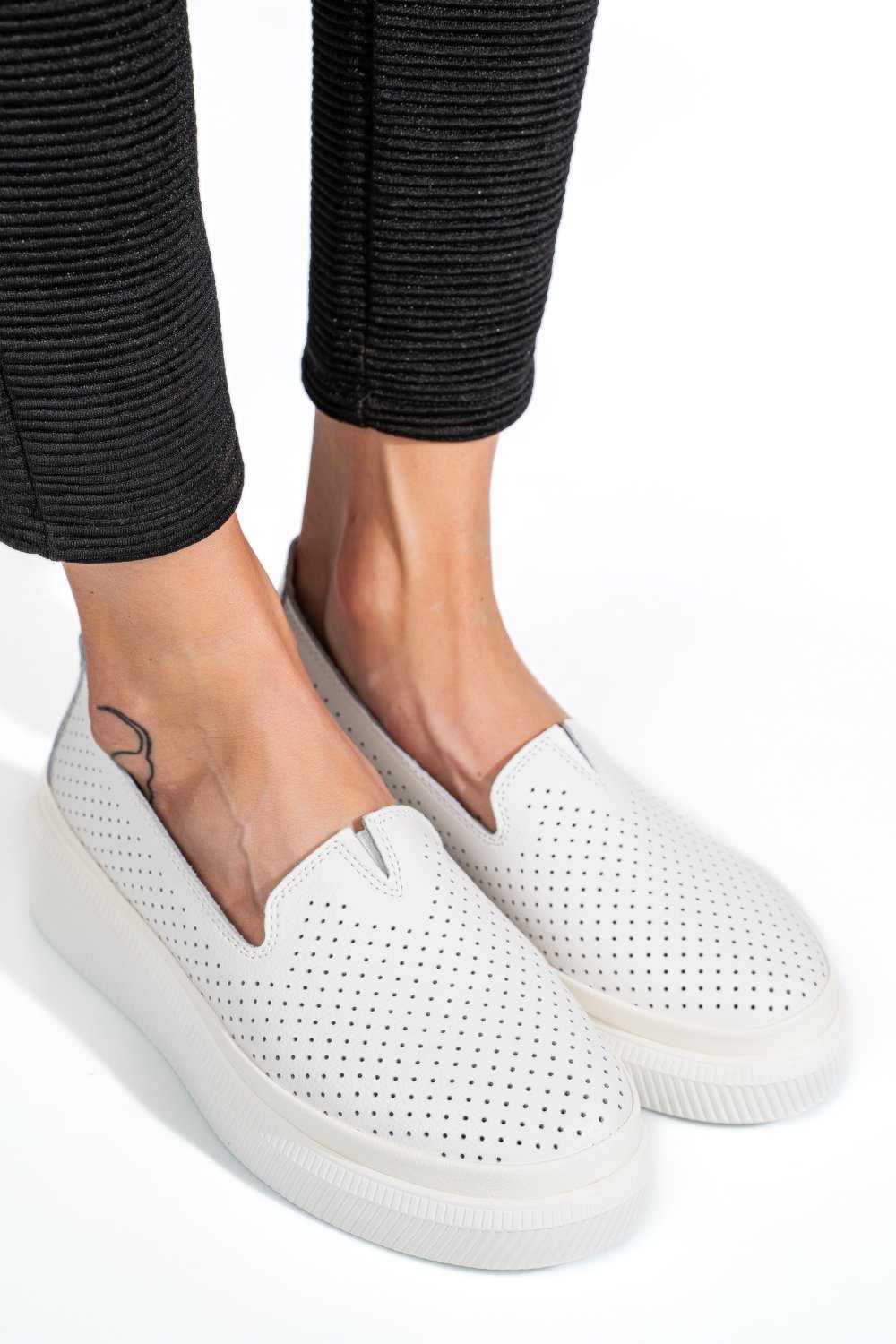 MOCASINI ALBI PIELE NATURALA JSPY3872