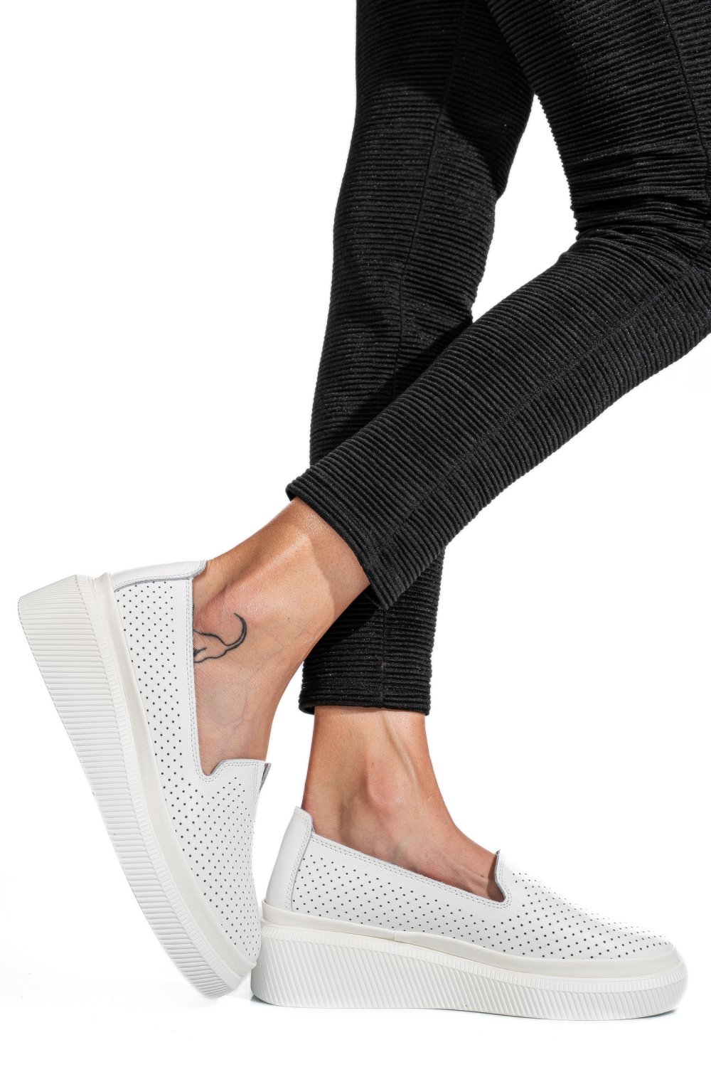 MOCASINI ALBI PIELE NATURALA JSPY3872