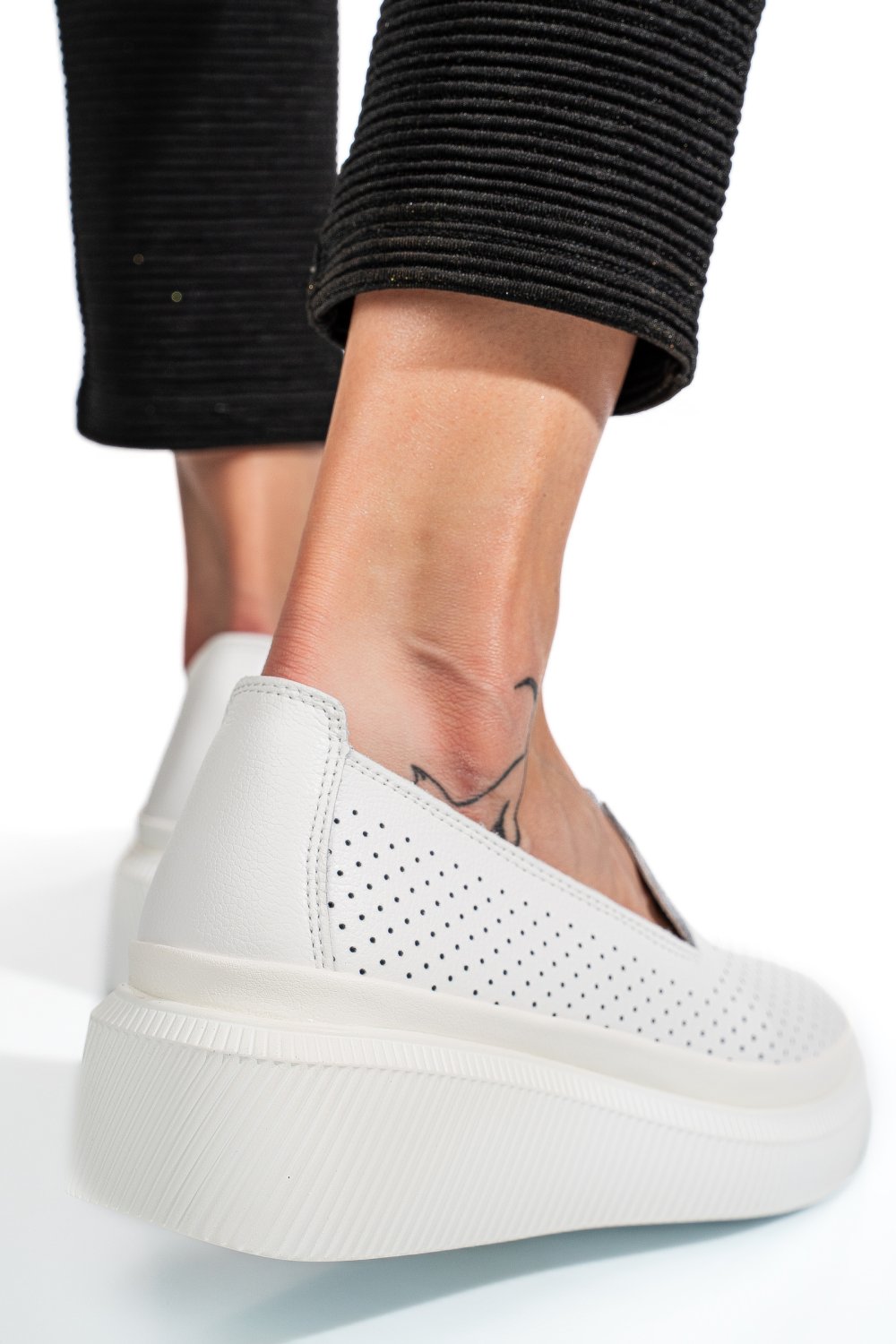 MOCASINI ALBI PIELE NATURALA JSPY3872