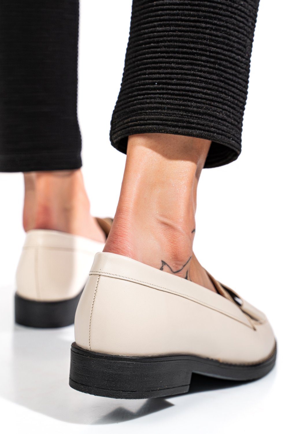 MOCASINI ALBI PIELE NATURALA 1PC110