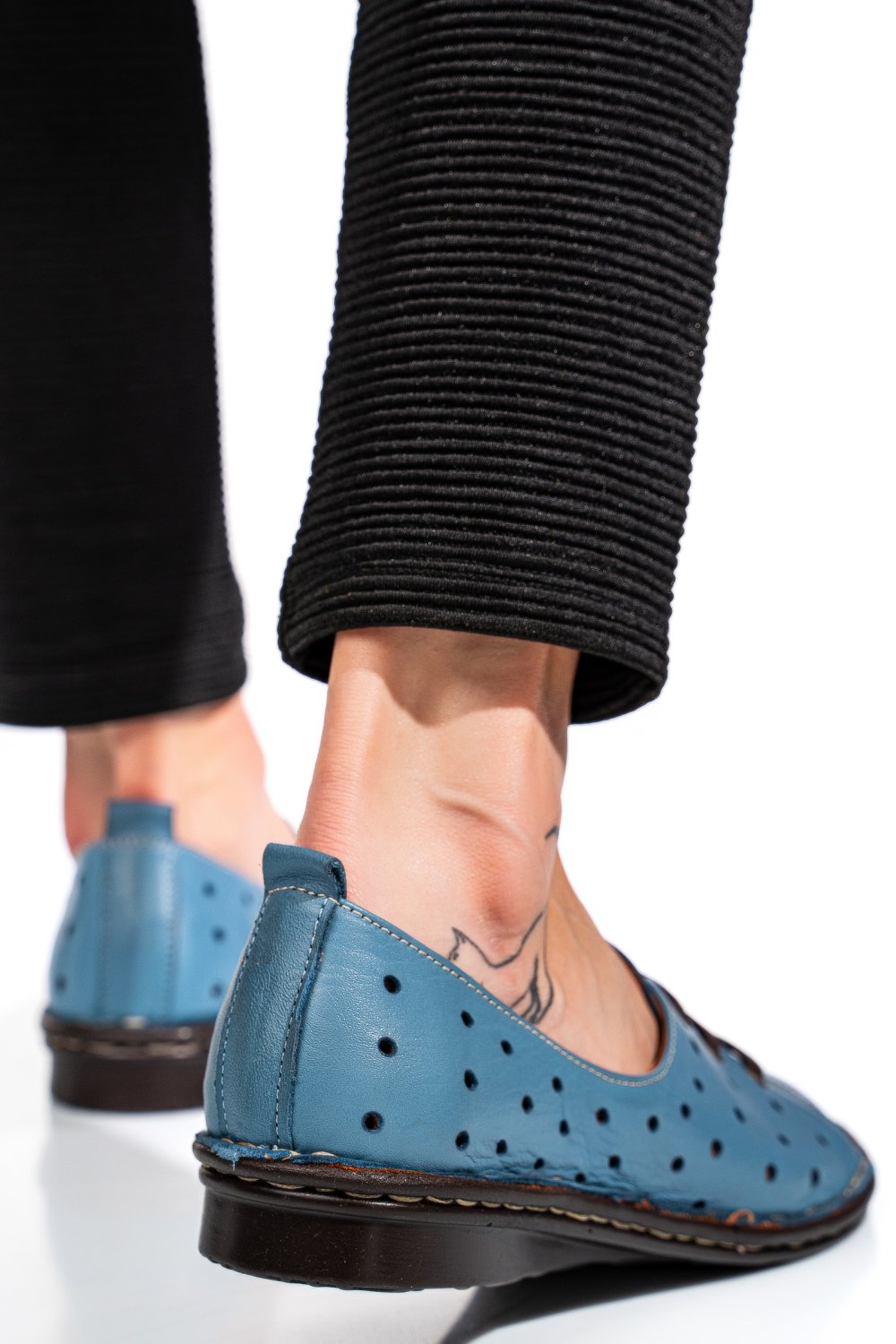 PANTOFI ALBASTRI PIELE NATURALA 1PC422