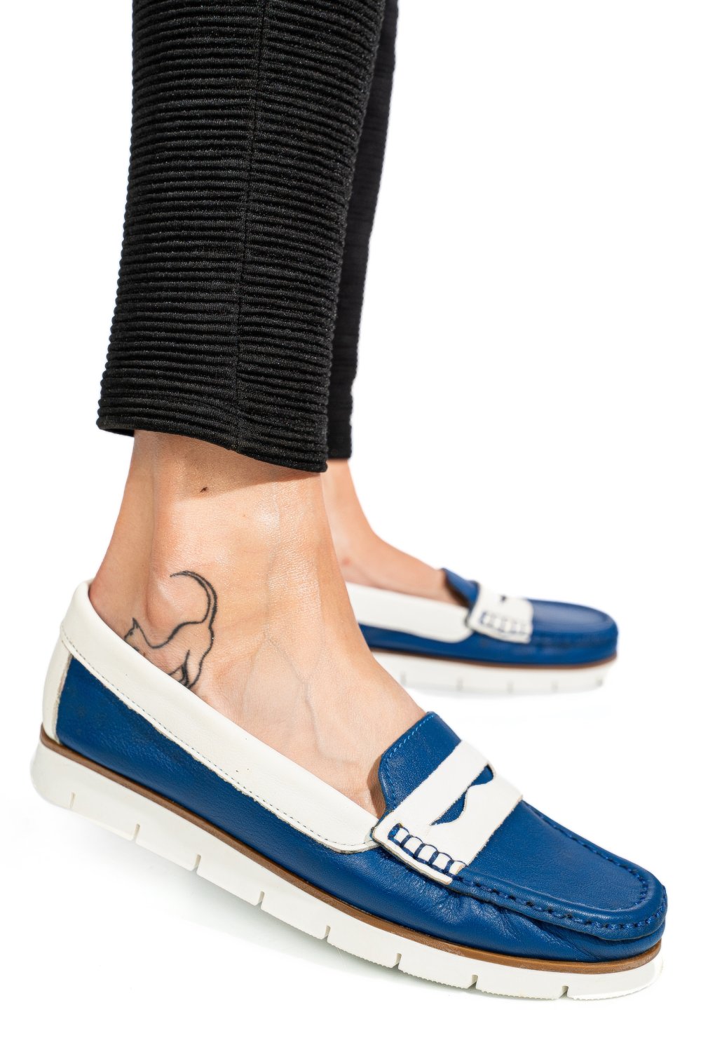 MOCASINI ALBASTRI PIELE NATURALA APCK2100