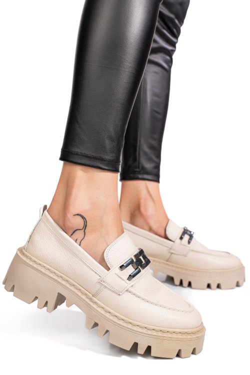 Mocasini crem piele naturala ipcbm003b