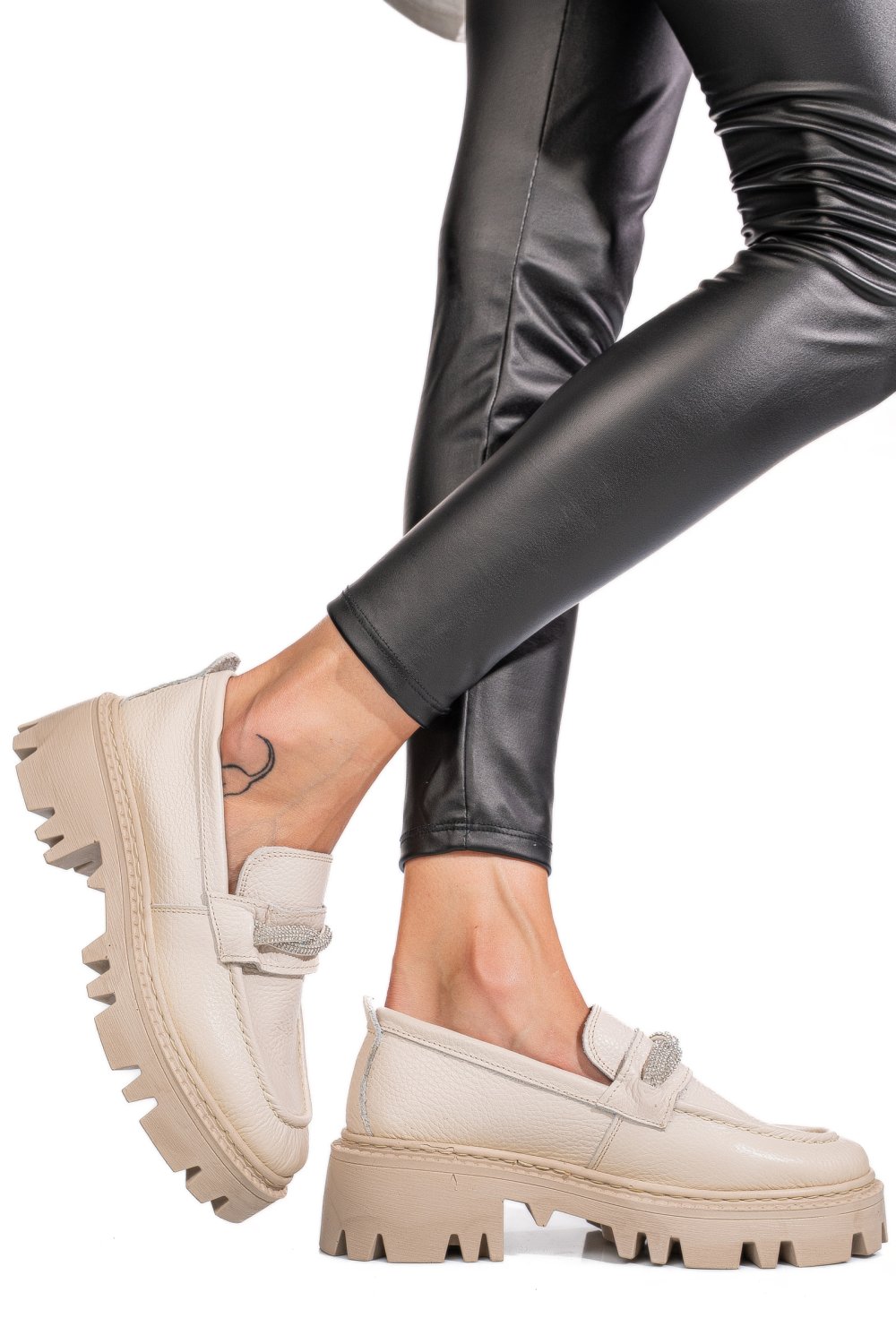 MOCASINI CREM PIELE NATURALA IPCBM022B