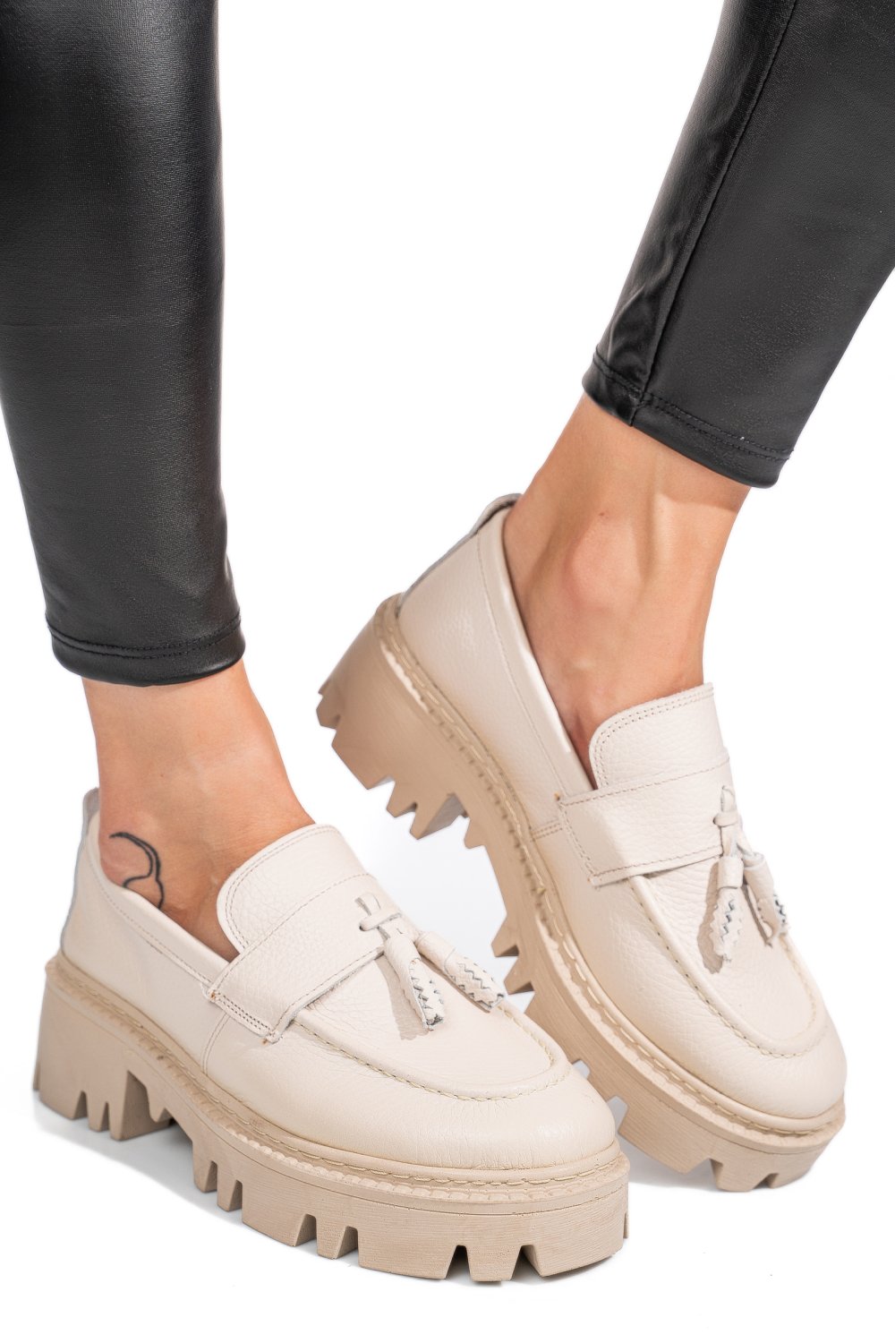 MOCASINI CREM PIELE NATURALA IPCBM029B-P