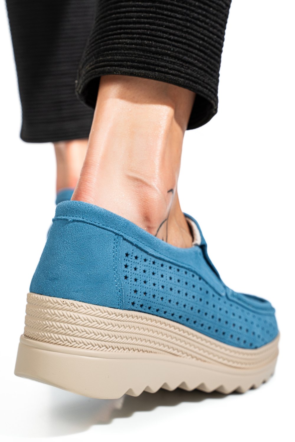 MOCASINI ALBASTRI PIELE NATURALA INTOARSA MSPM223