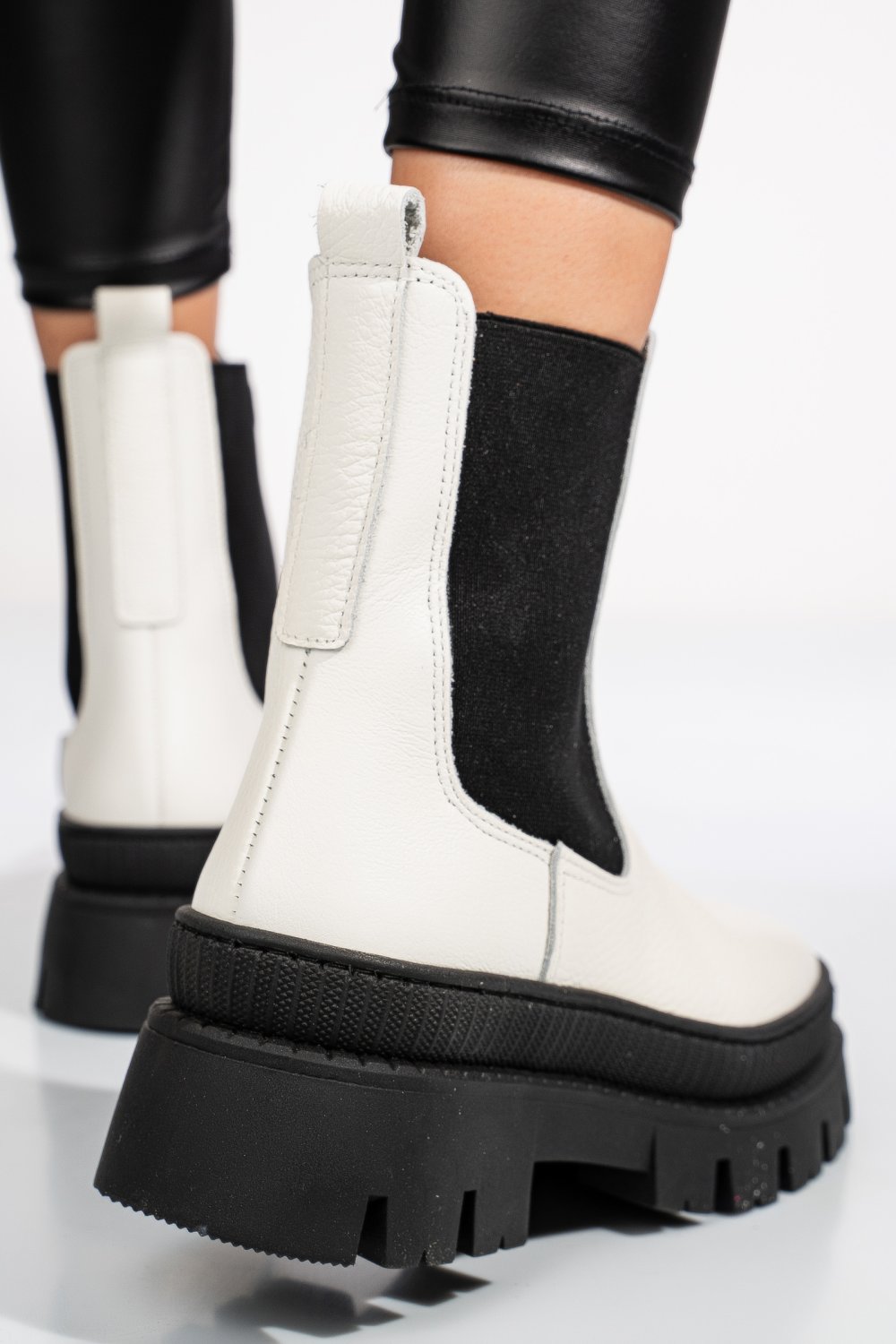 GHETE ALBE PIELE NATURALA 52132507