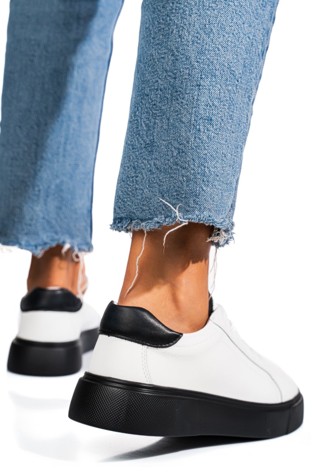 PANTOFI SPORT ALB NEGRU PIELE NATURALA FSP001765