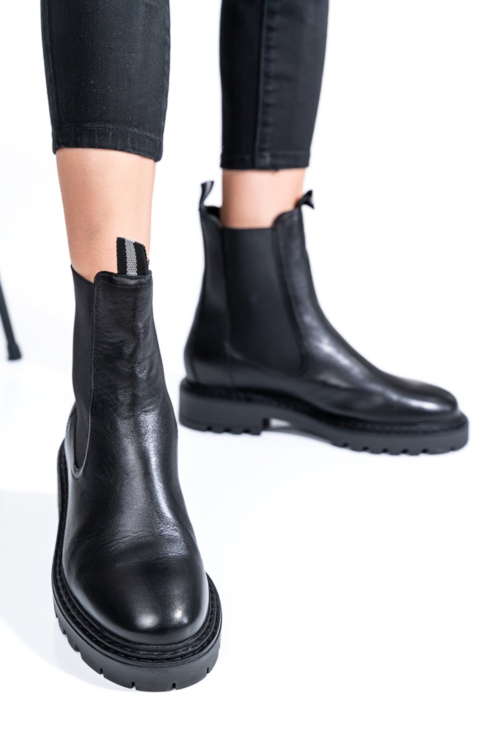 GHETE FEMEI PIELE NATURALA NEGRE 1S77018-6410