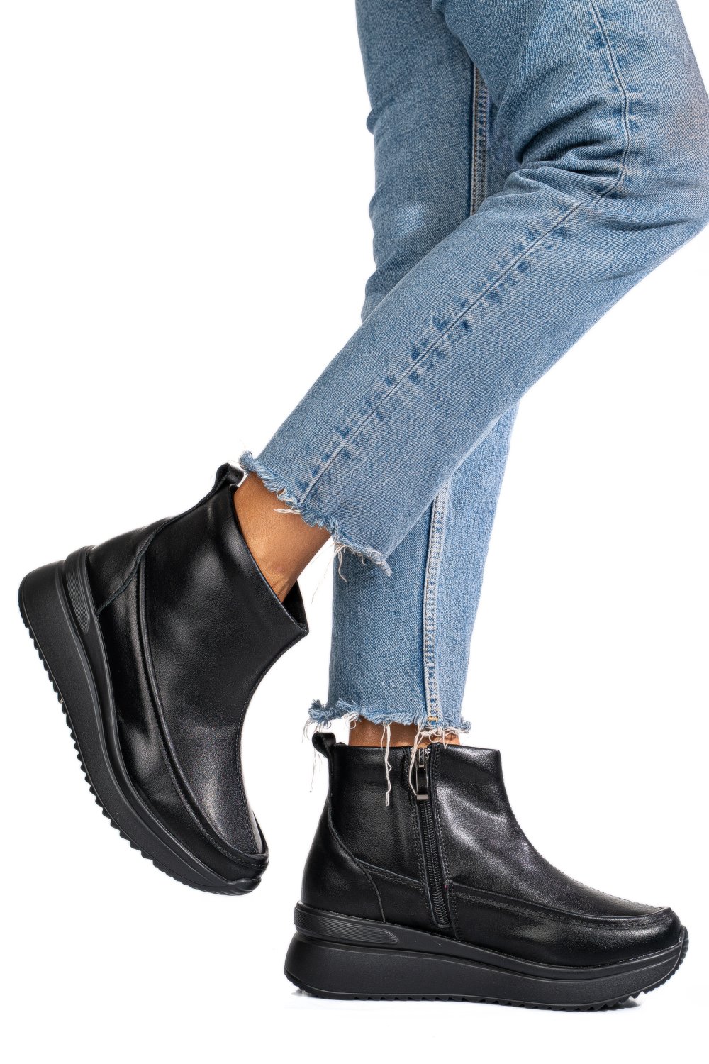 GHETE NEGRE PIELE NATURALA TSP3084