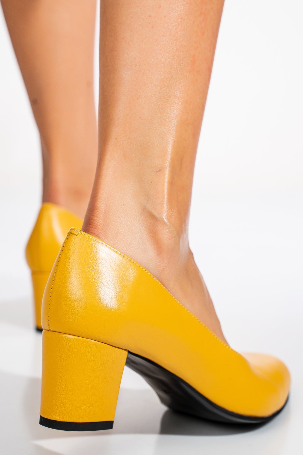 PANTOFI GALBENI PIELE NATURALA 1PC420B