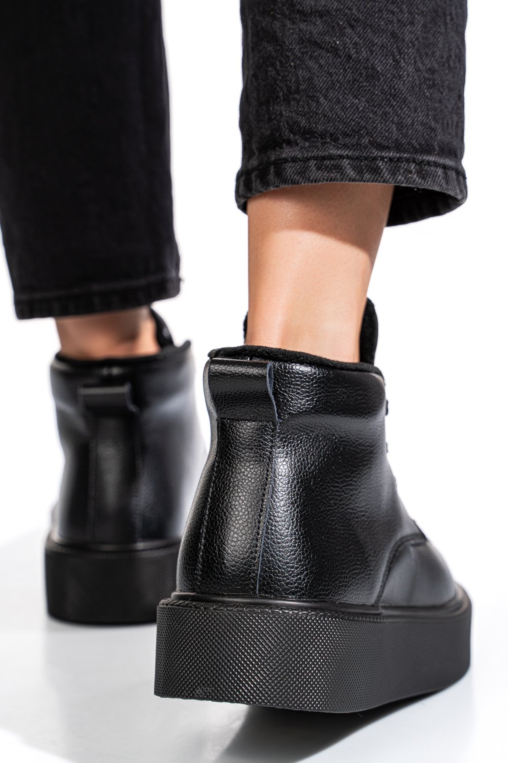 GHETE NEGRE PIELE NATURALA APCW20231