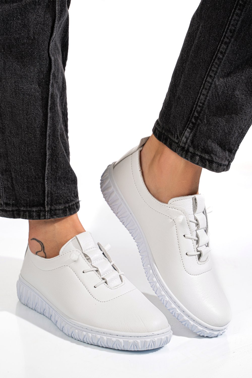 PANTOFI ALBI PIELE NATURALA 0PC88