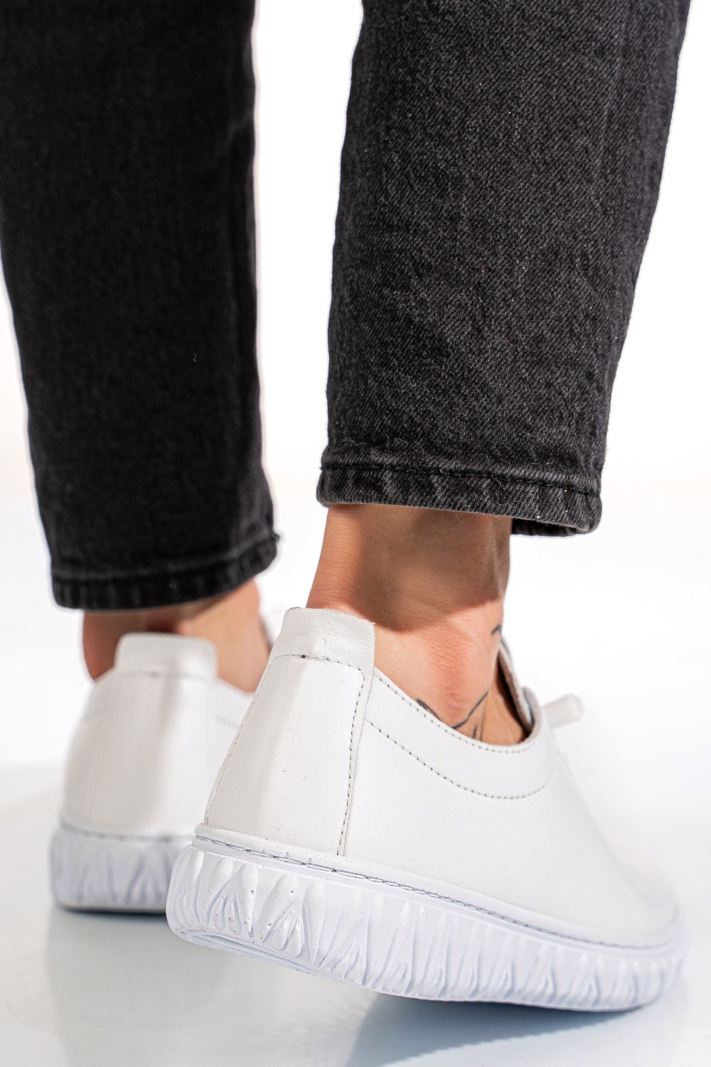 PANTOFI ALBI PIELE NATURALA 0PC88