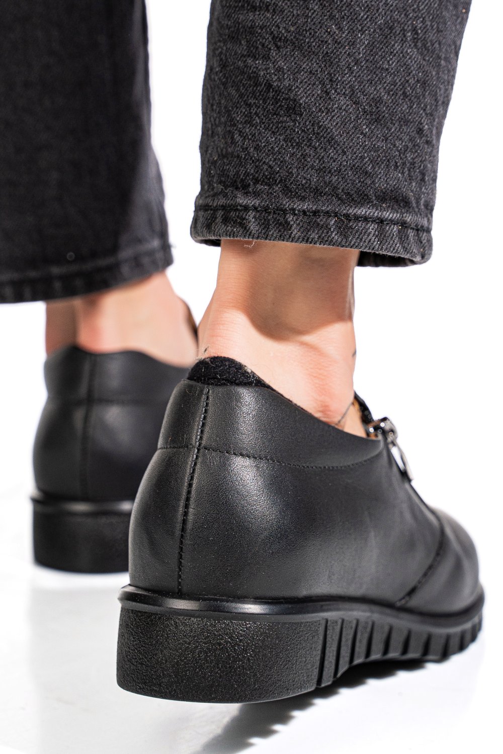 MOCASINI NEGRI PIELE NATURALA 1PC240