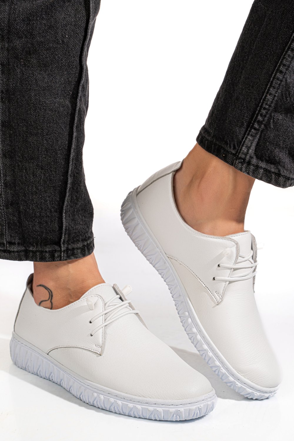 PANTOFI ALBI PIELE NATURALA 0PC87