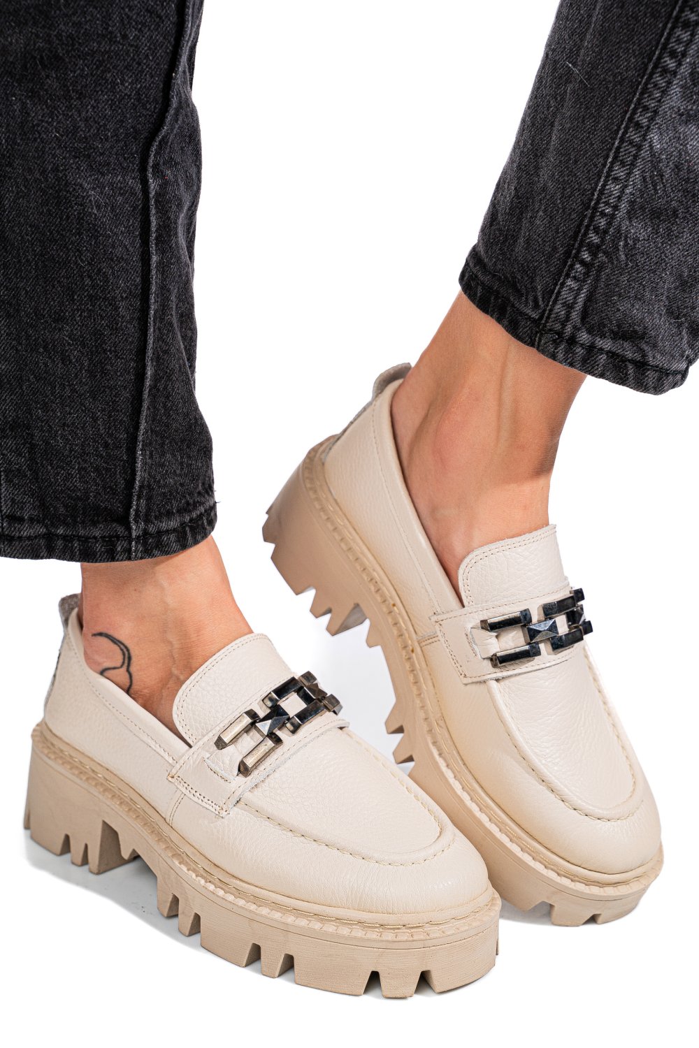 MOCASINI CREM PIELE NATURALA IPCBM018B