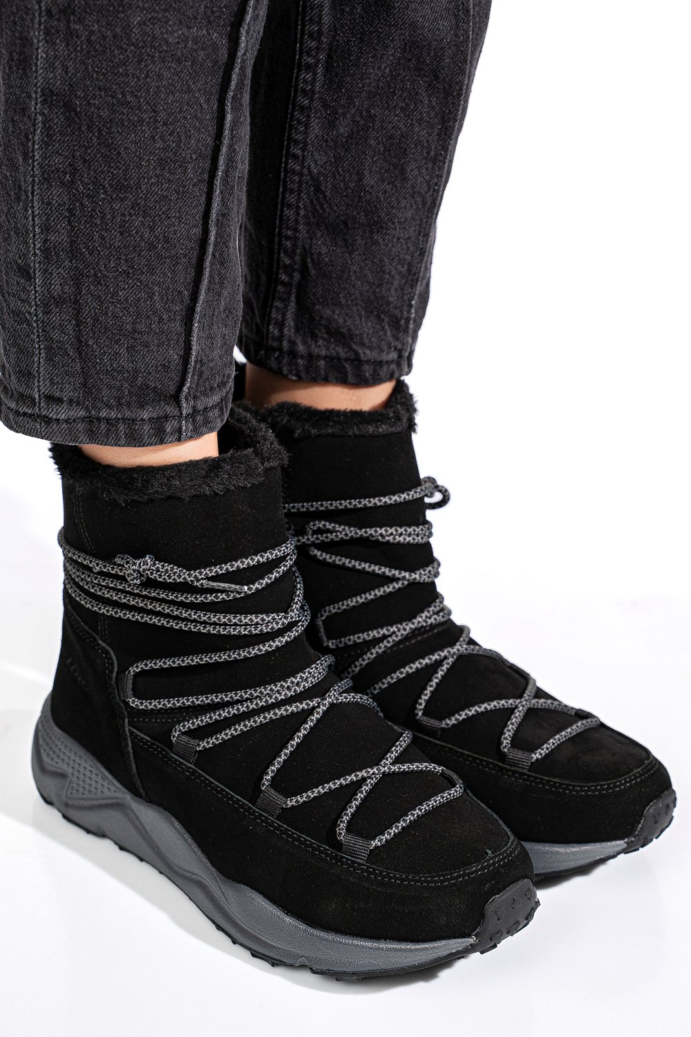 GHETE NEGRE PIELE NATURALA INTOARSA 2SP404