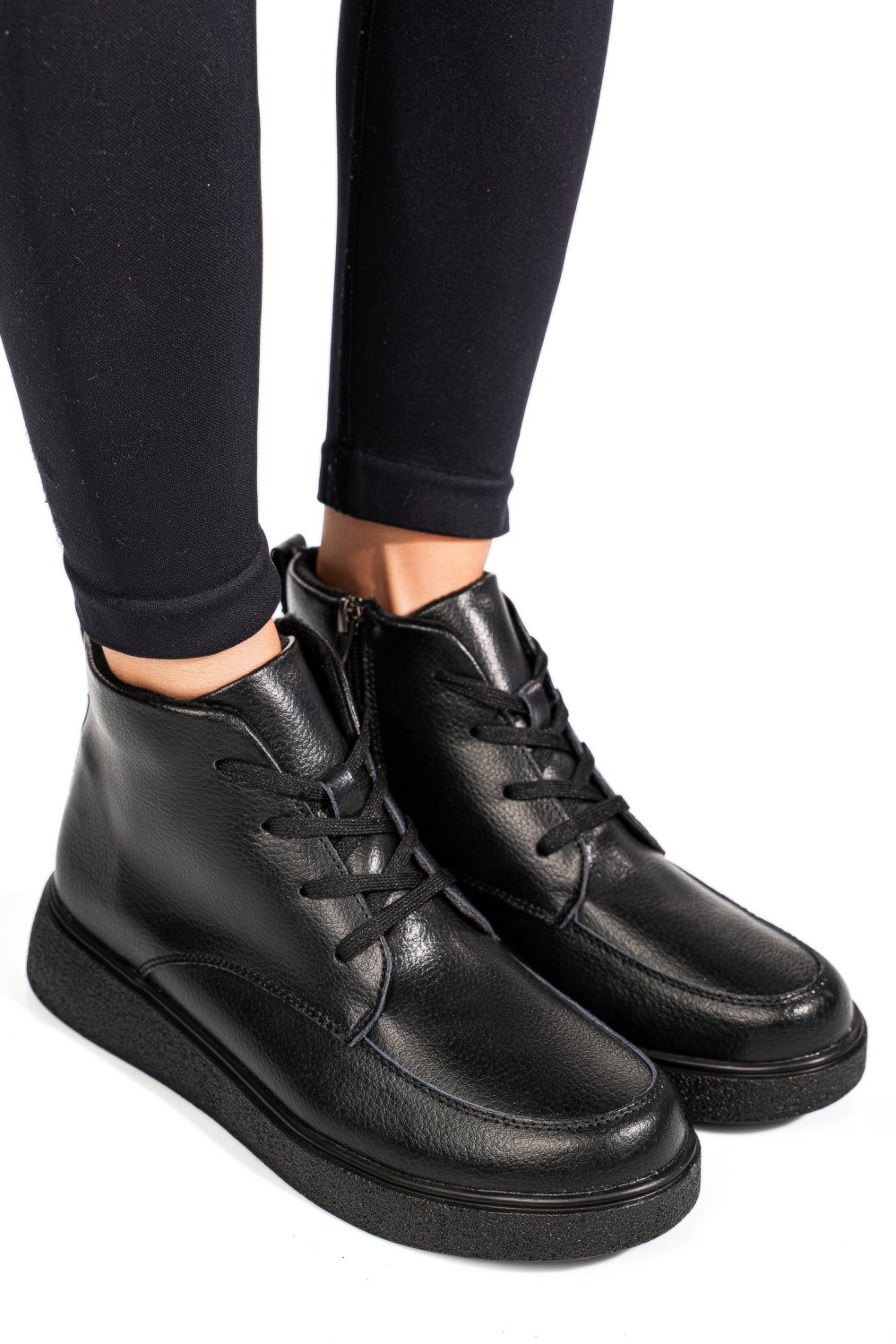 GHETE NEGRE PIELE NATURALA TSP3083
