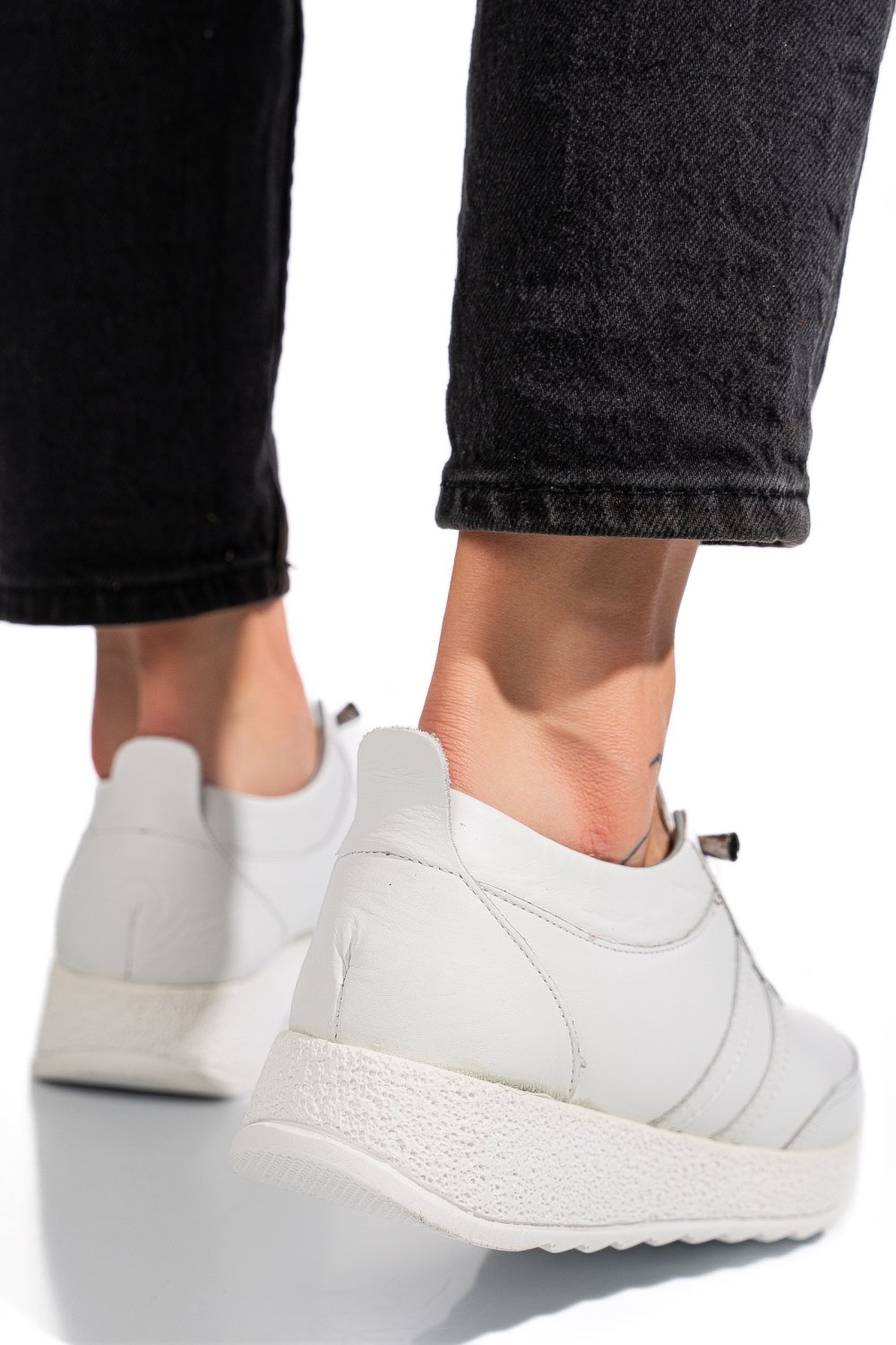 PANTOFI SPORT ALB PIELE NATURALA 4PC003