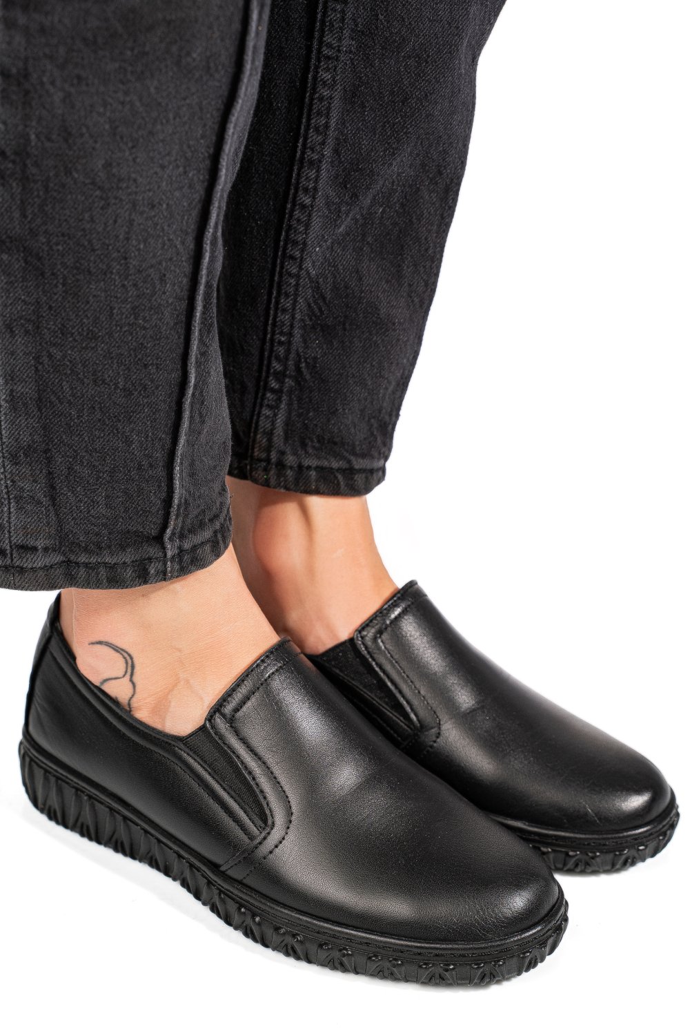 ESPADRILE NEGRE PIELE NATURALA 8PC06